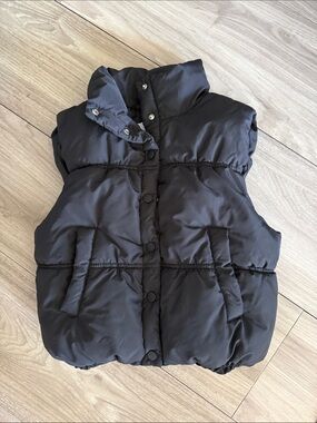 RSQ black puffer vest